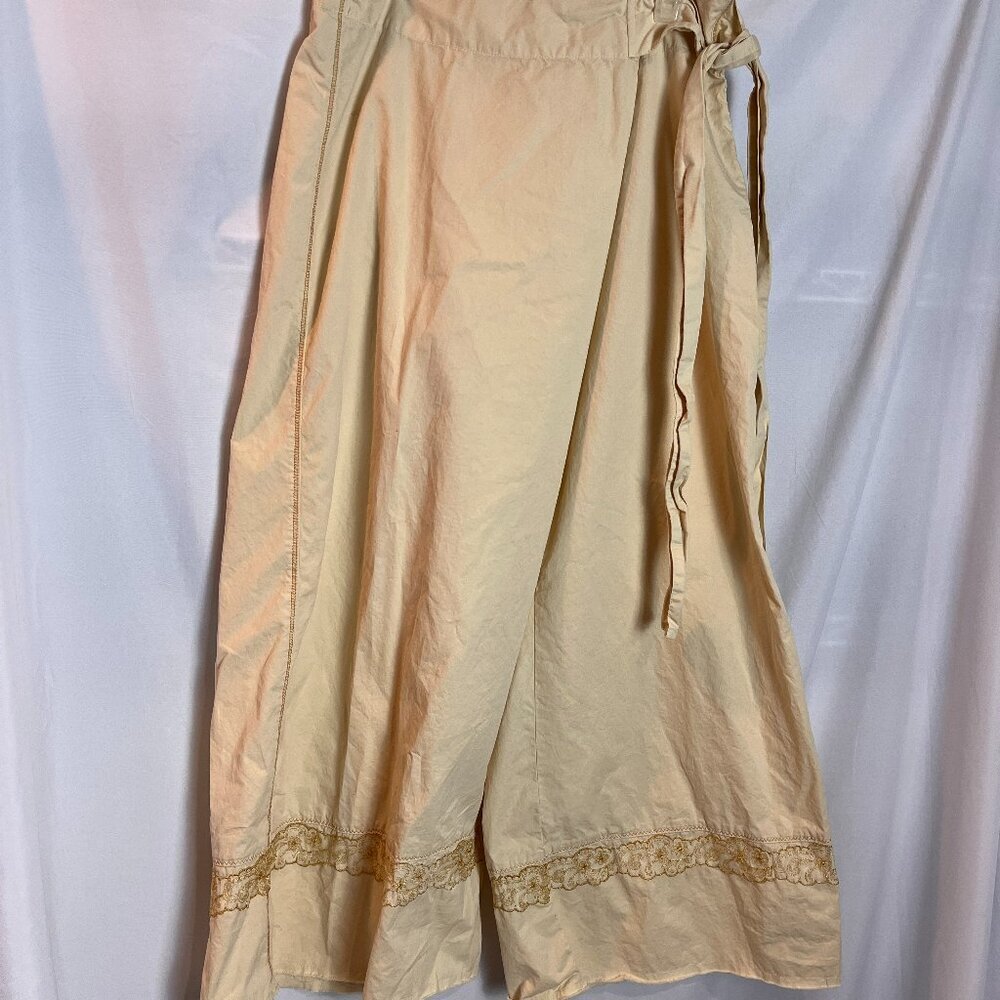 Women's Anthropologie Tiny Brand Unique Tan Wrap Pants Size 6